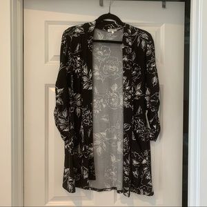 Black and White Floral Open Cardigan